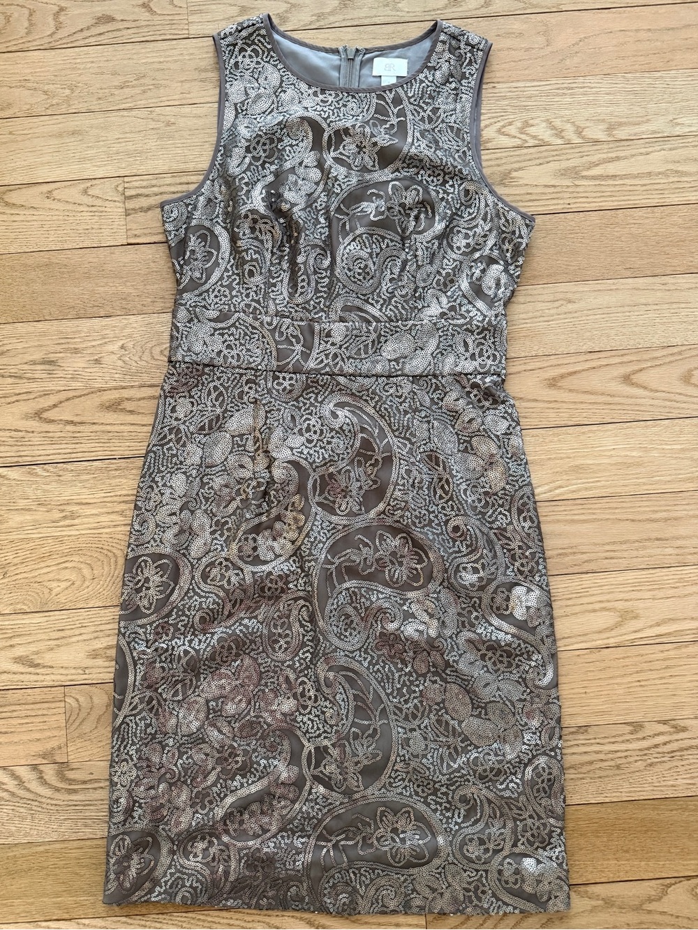 💟 Banana Republic Sleeveless Paisley Sequin Sparkle Sheath Dress in Taupe 8